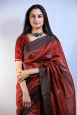 Ember rouge linen Saree - Image 5