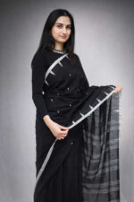 Midnight Ivory Cotton Saree - Image 3